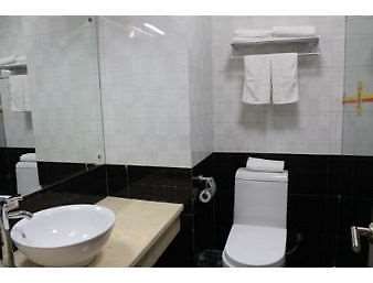Super 8 By Wyndham Linyi Bus Terminal Linyi (Shandong) Quarto foto
